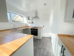 Red Barn Road- click for photo gallery